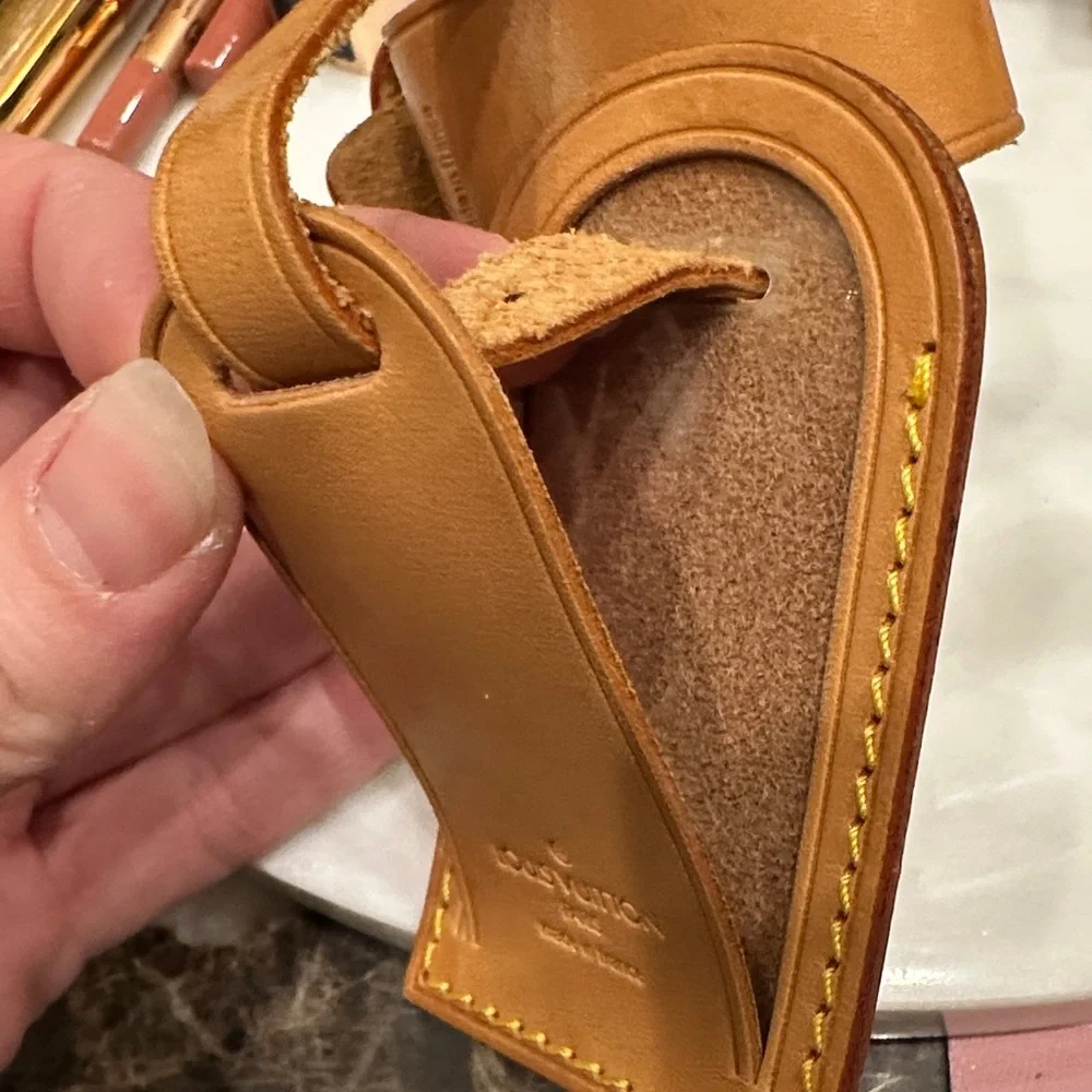 Louis Vuitton Brown Leather Luggage Tag
